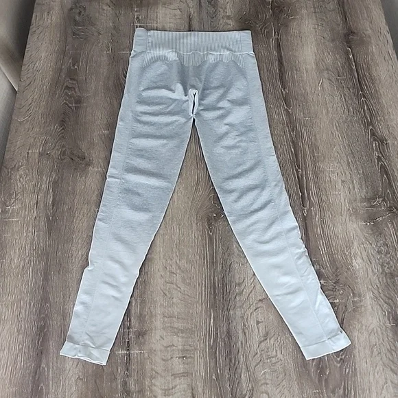 Gymshark Amplify Ombré High Waisted Seamless Leggings Light Gray Ivory White XS - Picture 9 of 12